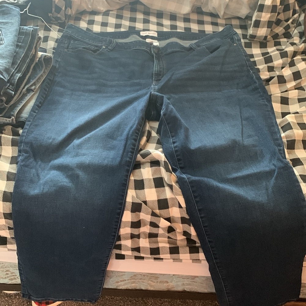 Plus size Lane Bryant Jeans - Picture 2 of 3